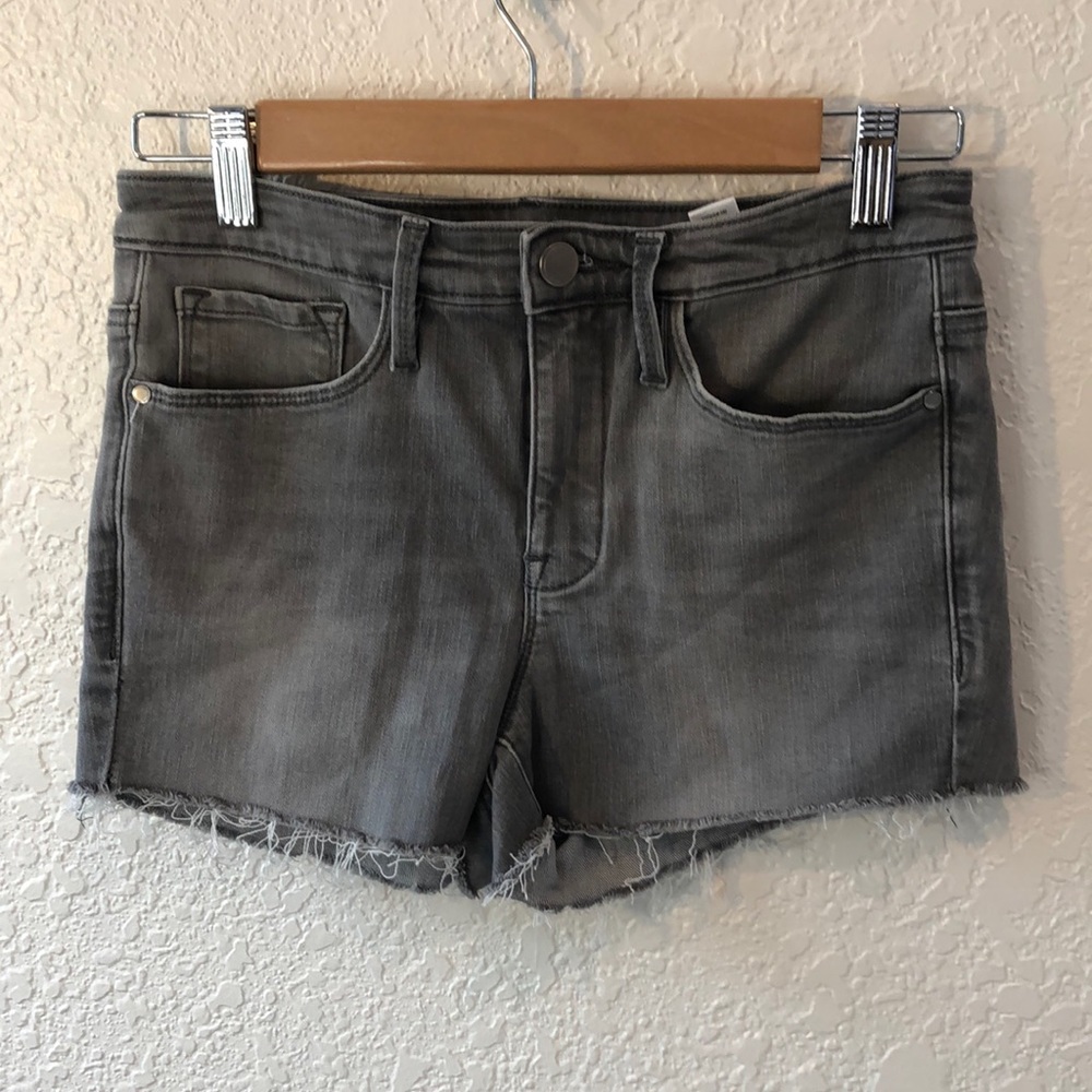 Athleta sculptex denim cut off shorts size 6 gray
